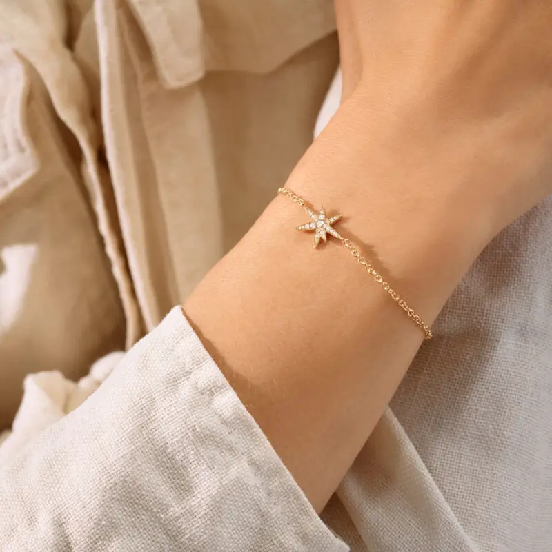 Armband aus der Kollektion Funky Stars in 18kt Gelbgold mit Diamanten – Bild 3